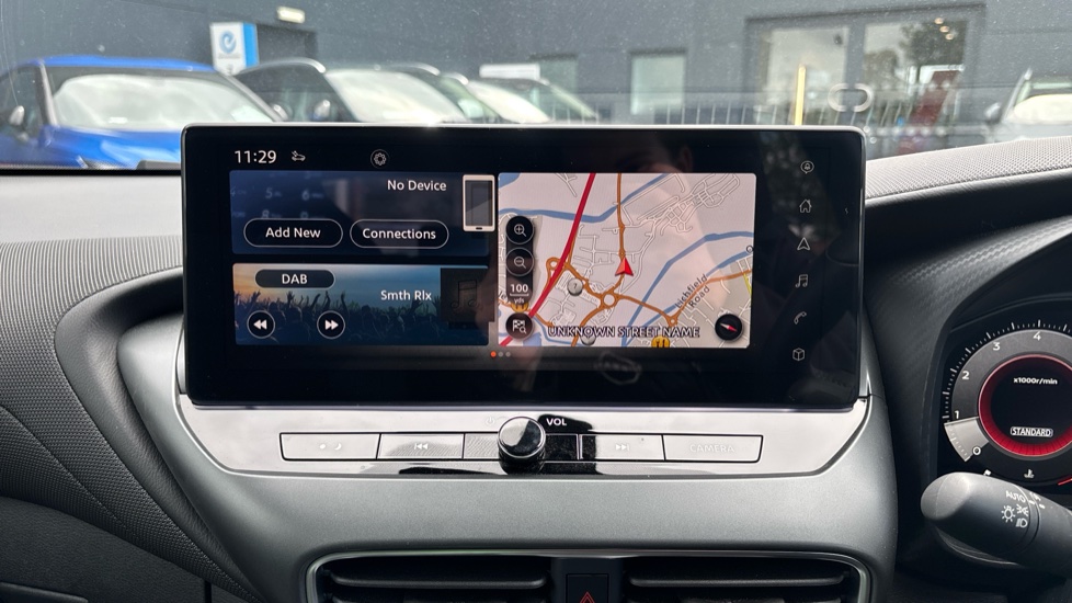 Nissan Juke 1.0 DiG-T N-Connecta 5dr Petrol Hatchback - Image 12