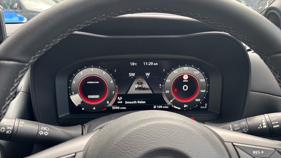 Nissan Juke 1.0 DiG-T N-Connecta 5dr Petrol Hatchback - Image 18
