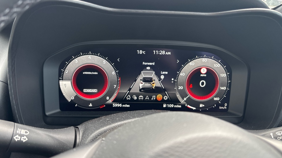 Nissan Juke 1.0 DiG-T N-Connecta 5dr Petrol Hatchback - Image 50