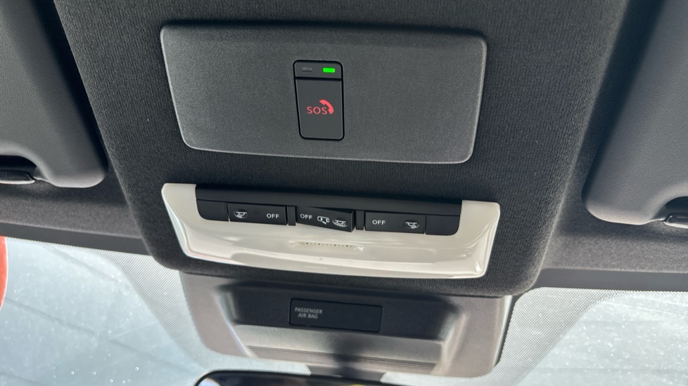 Nissan Juke 1.0 DiG-T N-Connecta 5dr Petrol Hatchback - Image 60
