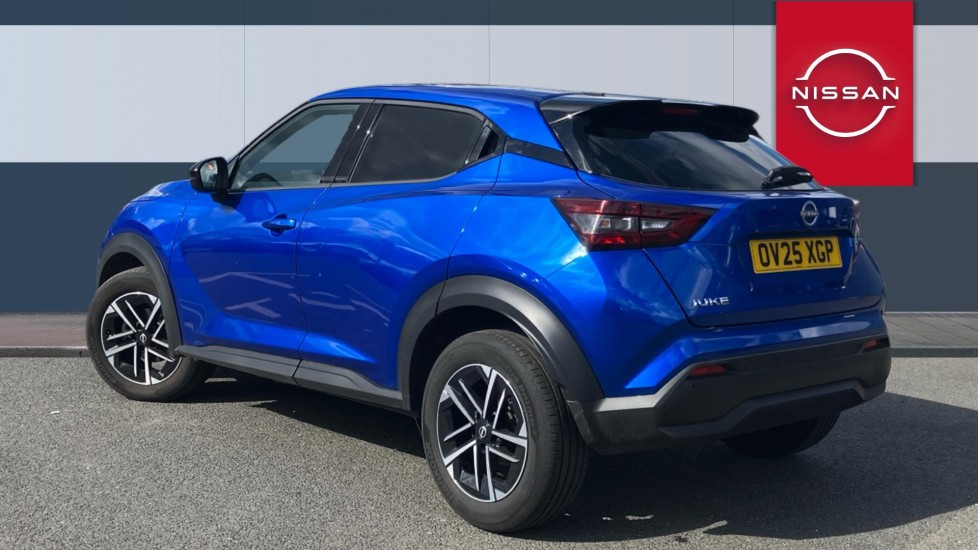 Nissan Juke 1.0 DiG-T N-Connecta 5dr Petrol Hatchback - Image 2