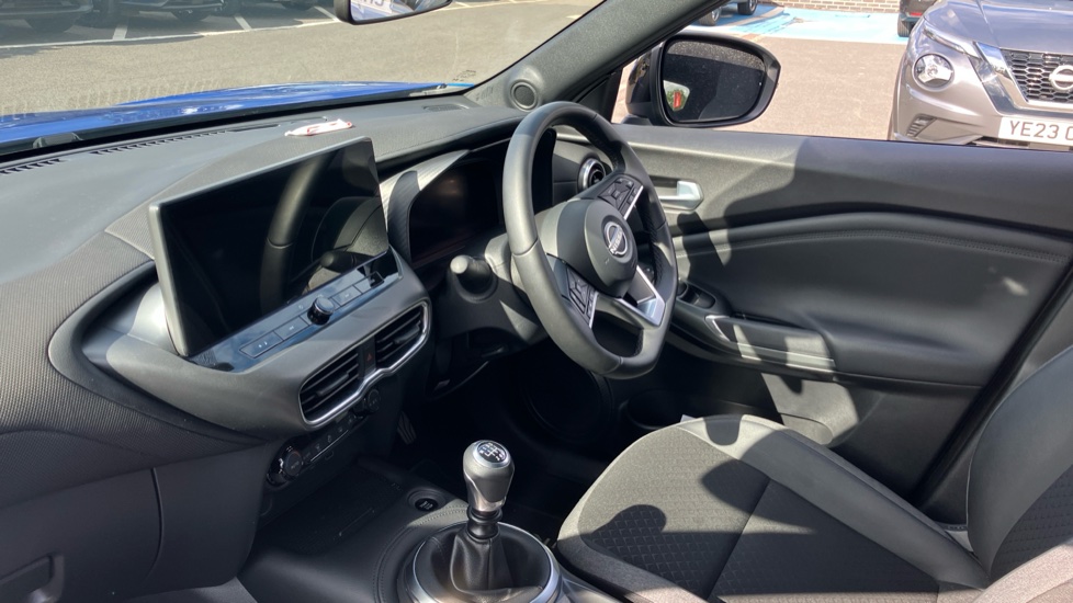 Nissan Juke 1.0 DiG-T N-Connecta 5dr Petrol Hatchback - Image 9