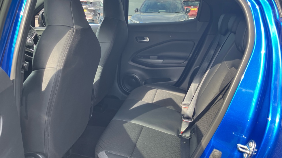 Nissan Juke 1.0 DiG-T N-Connecta 5dr Petrol Hatchback - Image 16