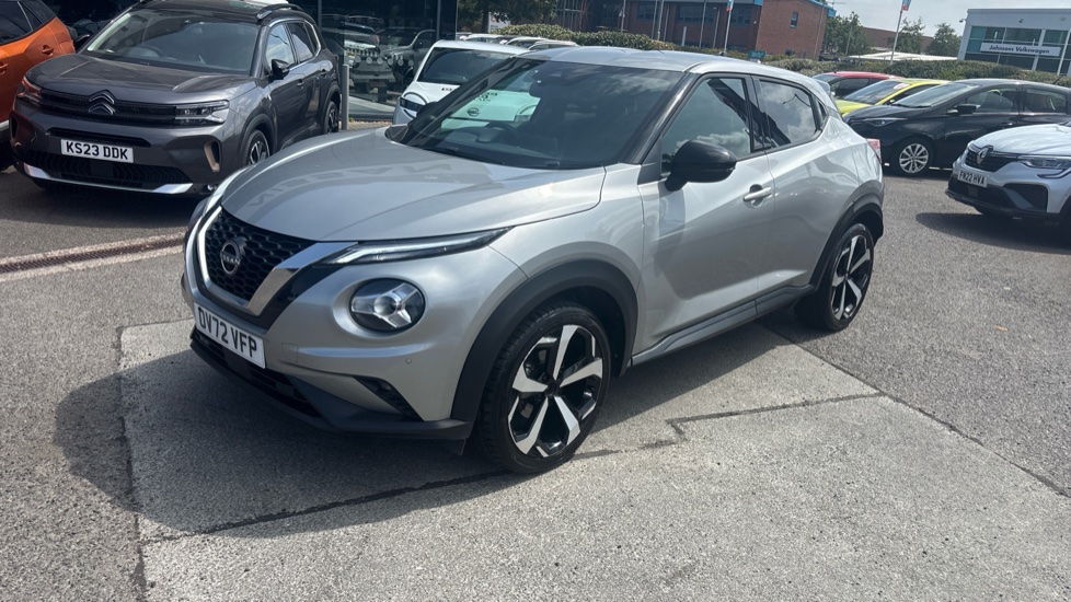 Nissan Juke 1.0 DiG-T 114 Tekna 5dr DCT Petrol Hatchback - Image 39