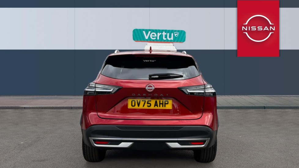 Nissan Qashqai 1.3 DiG-T MH N-Connecta [Glass Roof] 5dr Petrol Hatchback - Image 6