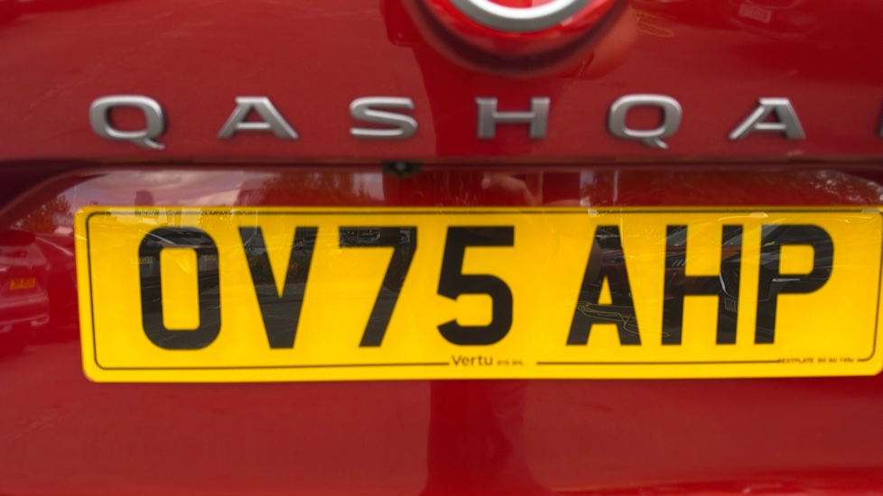 Nissan Qashqai 1.3 DiG-T MH N-Connecta [Glass Roof] 5dr Petrol Hatchback - Image 42