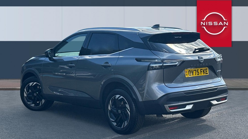 Nissan Qashqai 1.5 E-Power 205 N-Connecta [Glass Roof] 5dr Auto Hybrid Hatchback - Image 2