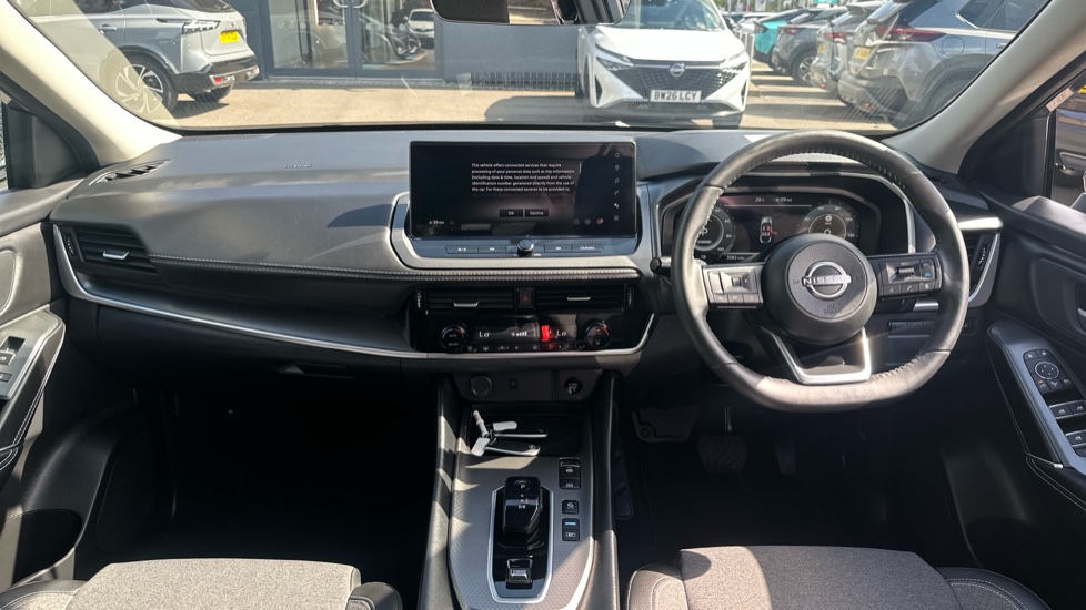 Nissan Qashqai 1.5 E-Power 205 N-Connecta [Glass Roof] 5dr Auto Hybrid Hatchback - Image 10