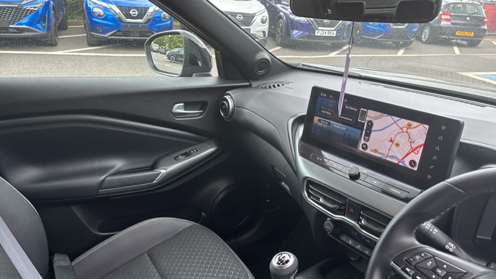 Nissan Juke 1.0 DiG-T N-Connecta 5dr Petrol Hatchback - Image 14
