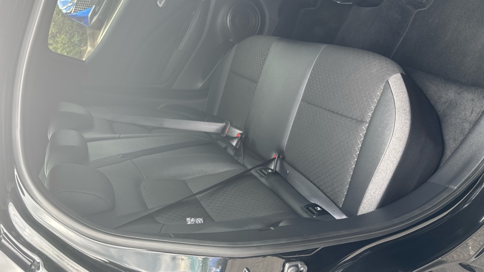 Nissan Juke 1.0 DiG-T N-Connecta 5dr Petrol Hatchback - Image 43