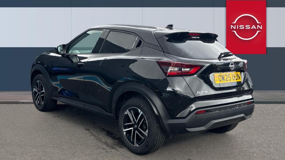 Nissan Juke 1.0 DiG-T N-Connecta 5dr Petrol Hatchback - Image 2