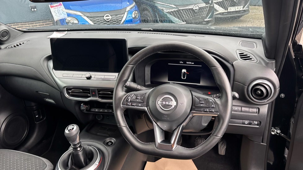 Nissan Juke 1.0 DiG-T N-Connecta 5dr Petrol Hatchback - Image 10