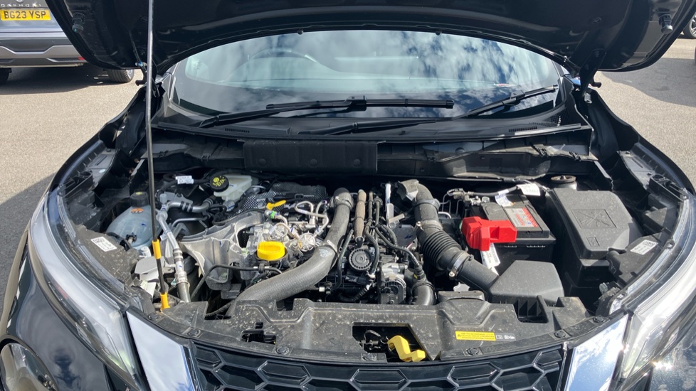 Nissan Juke 1.0 DiG-T N-Connecta 5dr Petrol Hatchback - Image 8