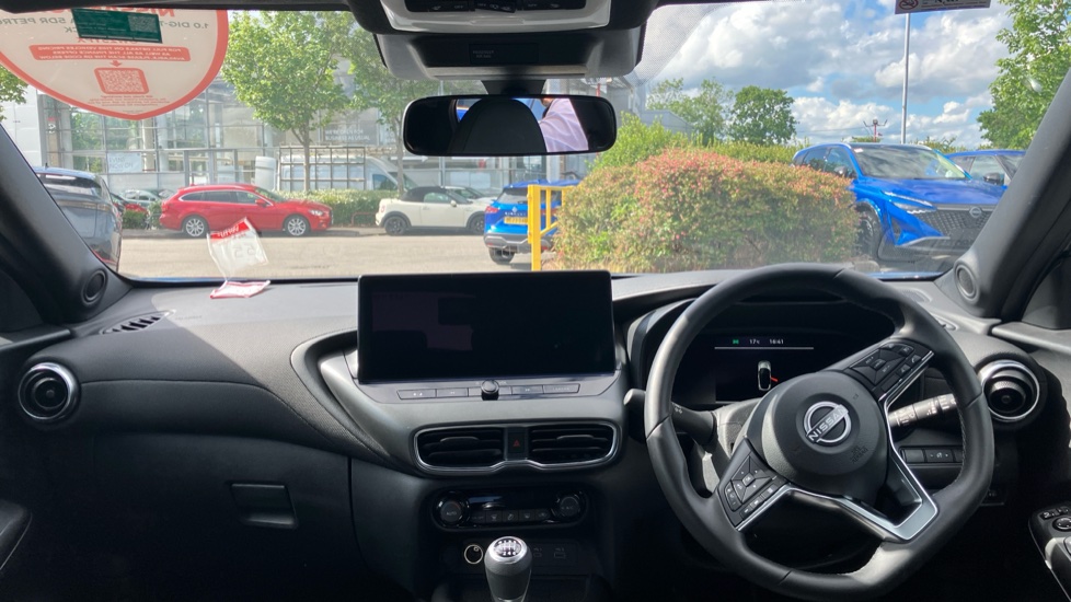 Nissan Juke 1.0 DiG-T N-Connecta 5dr Petrol Hatchback - Image 10