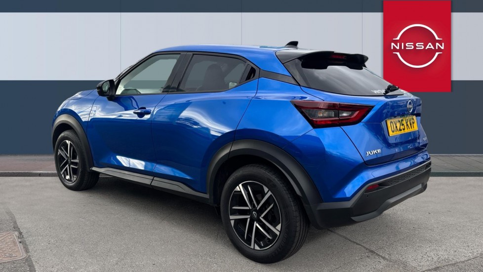Nissan Juke 1.6 Hybrid N-Connecta 5dr Auto Hybrid Hatchback - Image 2