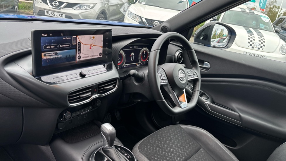 Nissan Juke 1.6 Hybrid N-Connecta 5dr Auto Hybrid Hatchback - Image 9