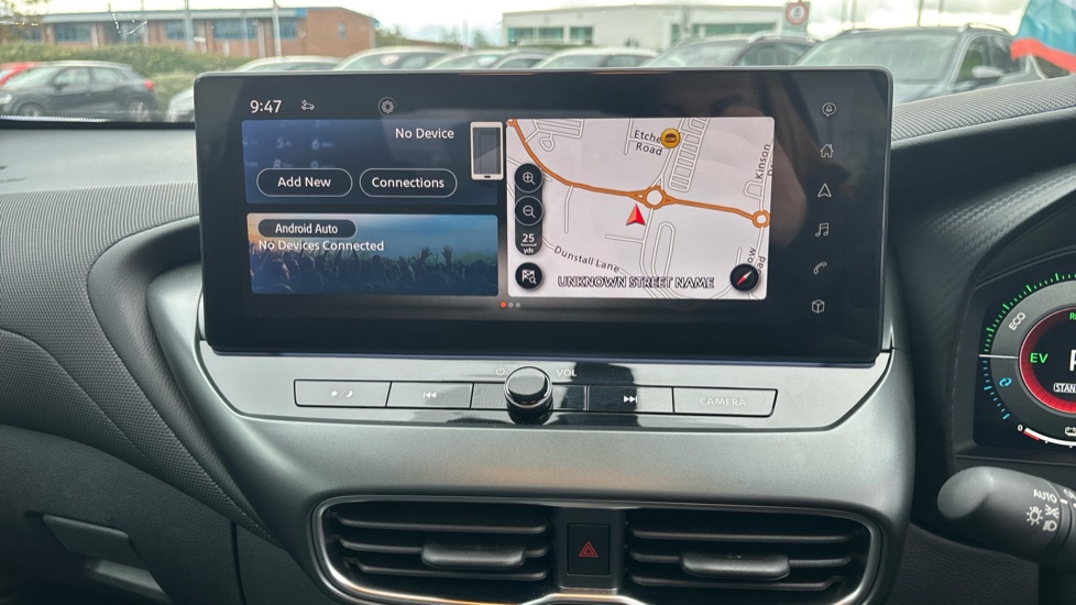 Nissan Juke 1.6 Hybrid N-Connecta 5dr Auto Hybrid Hatchback - Image 12