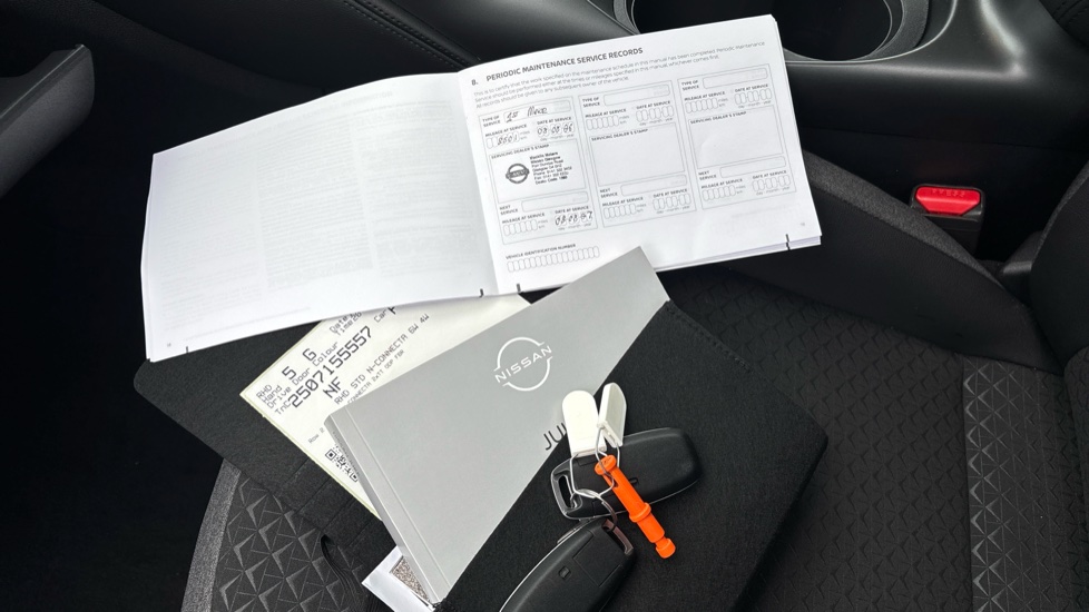 Nissan Juke 1.6 Hybrid N-Connecta 5dr Auto Hybrid Hatchback - Image 19