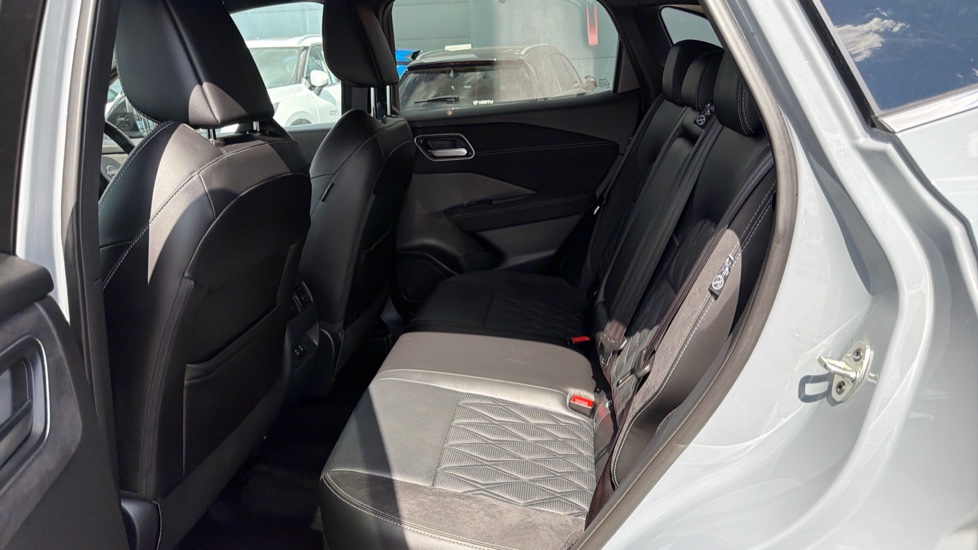 Nissan Qashqai 1.5 E-Power Tekna+ 5dr Auto Hybrid Hatchback - Image 16