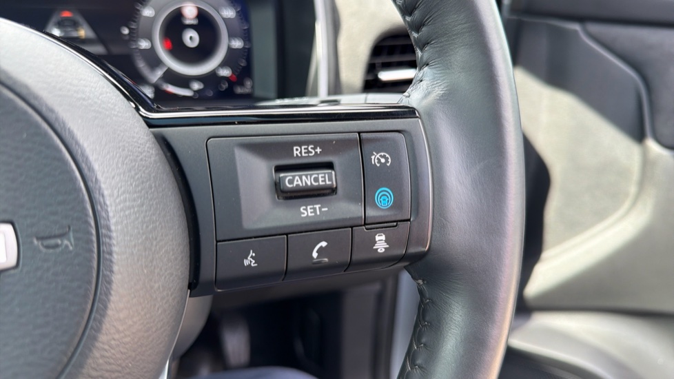 Nissan Qashqai 1.5 E-Power Tekna+ 5dr Auto Hybrid Hatchback - Image 25