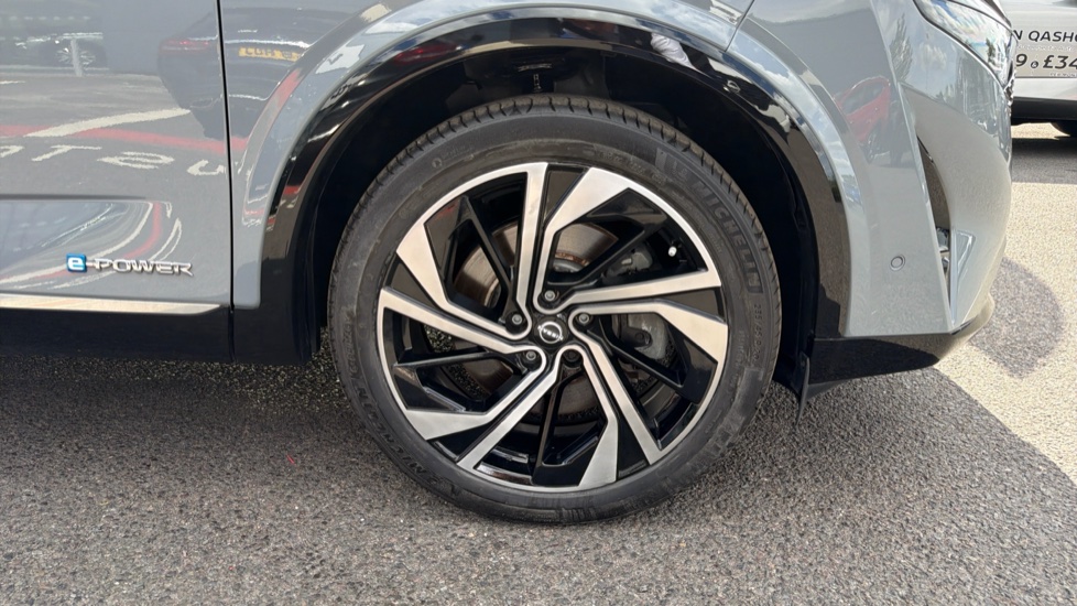 Nissan Qashqai 1.5 E-Power Tekna+ 5dr Auto Hybrid Hatchback - Image 41