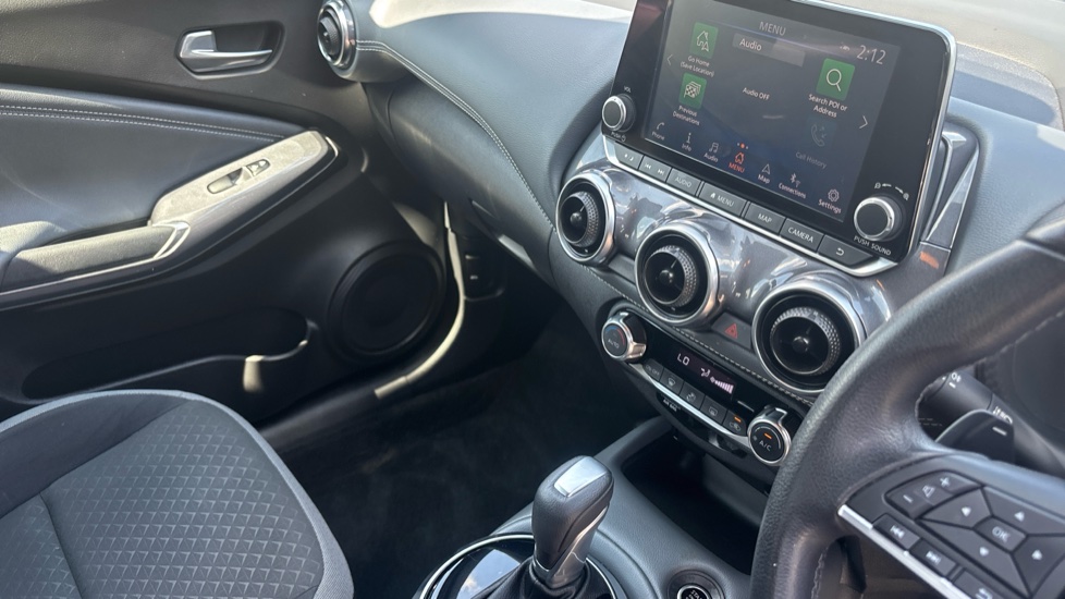 Nissan Juke 1.0 DiG-T 114 N-Connecta 5dr DCT Petrol Hatchback - Image 14