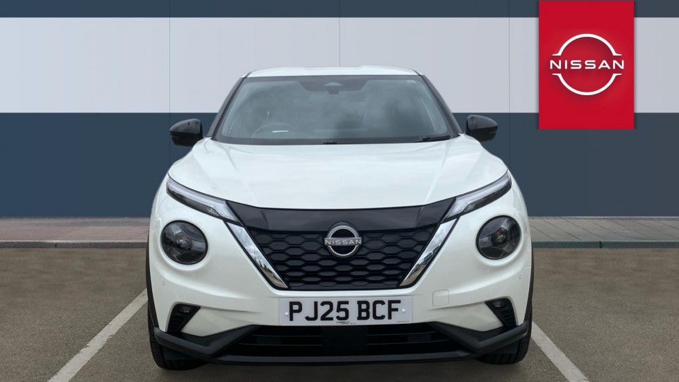 Nissan Juke 1.6 Hybrid Tekna 5dr Auto Hybrid Hatchback - Image 3