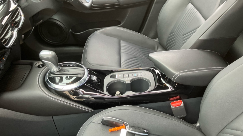 Nissan Juke 1.6 Hybrid Tekna 5dr Auto Hybrid Hatchback - Image 45