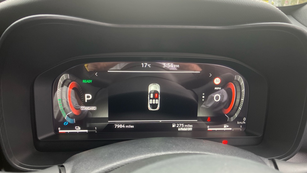 Nissan Juke 1.6 Hybrid Tekna 5dr Auto Hybrid Hatchback - Image 51