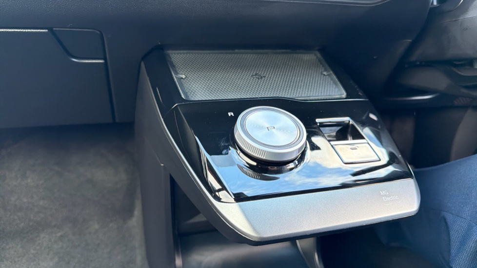 MG MG4 150kW Trophy EV Long Range 64kWh 5dr Auto Electric Hatchback - Image 13