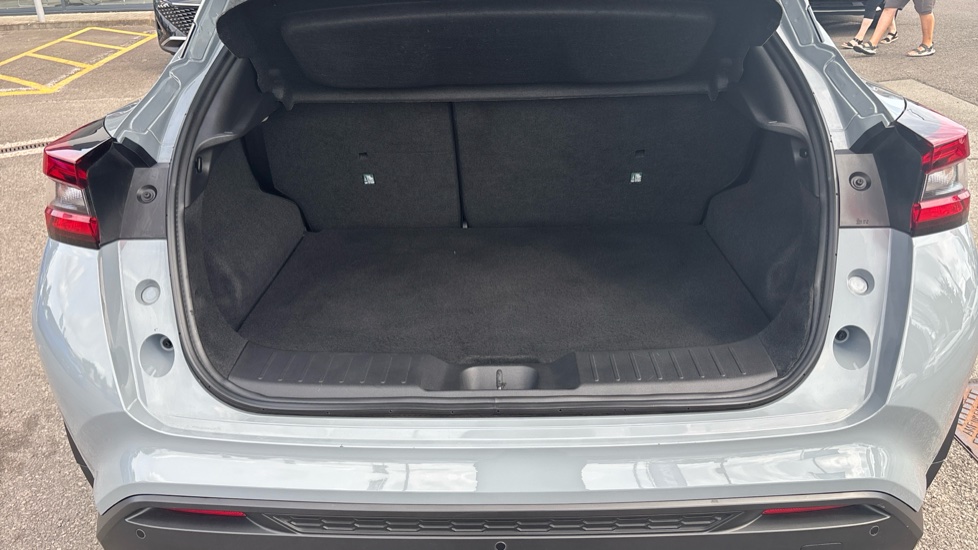 Nissan Juke 1.0 DiG-T 114 N-Connecta 5dr Petrol Hatchback - Image 4