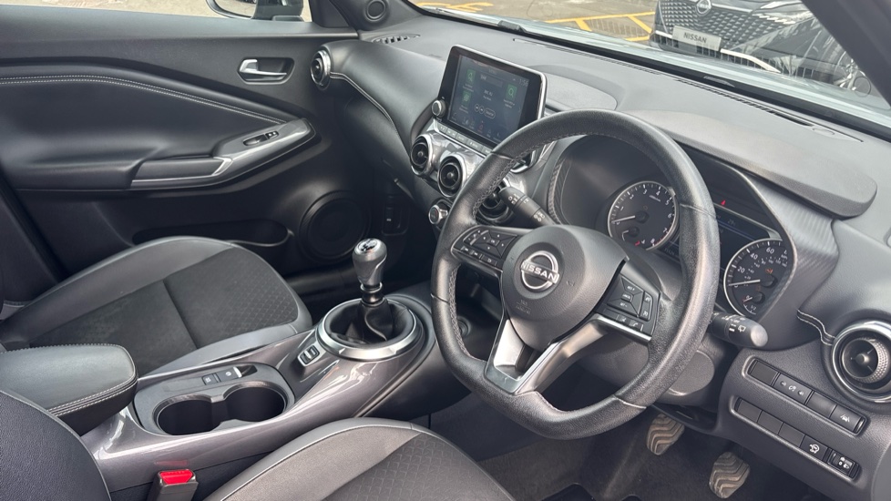 Nissan Juke 1.0 DiG-T 114 N-Connecta 5dr Petrol Hatchback - Image 11