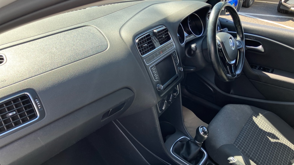 Volkswagen Polo 1.2 TSI Match Edition 5dr Petrol Hatchback - Image 9