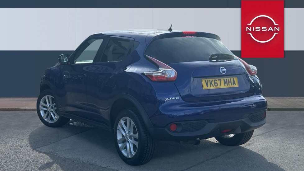 Nissan Juke 1.2 DiG-T N-Connecta 5dr Petrol Hatchback - Image 2