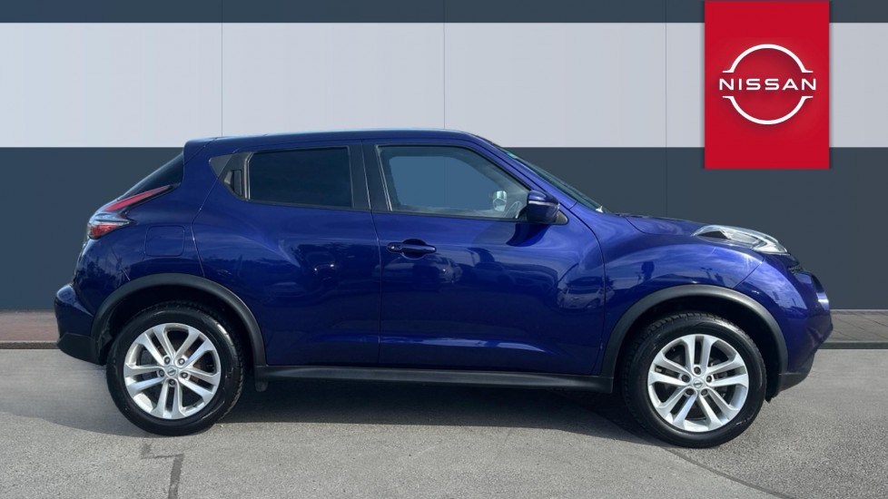 Nissan Juke 1.2 DiG-T N-Connecta 5dr Petrol Hatchback - Image 5