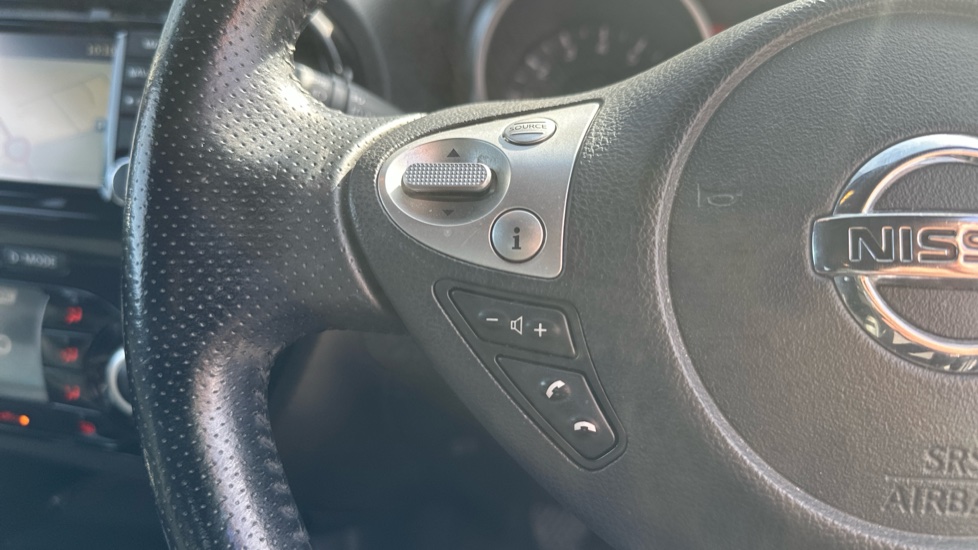 Nissan Juke 1.2 DiG-T N-Connecta 5dr Petrol Hatchback - Image 23
