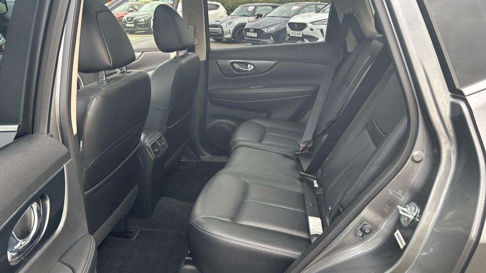 Nissan X-Trail 1.6 dCi Tekna 5dr Xtronic Diesel Station Wagon - Image 16