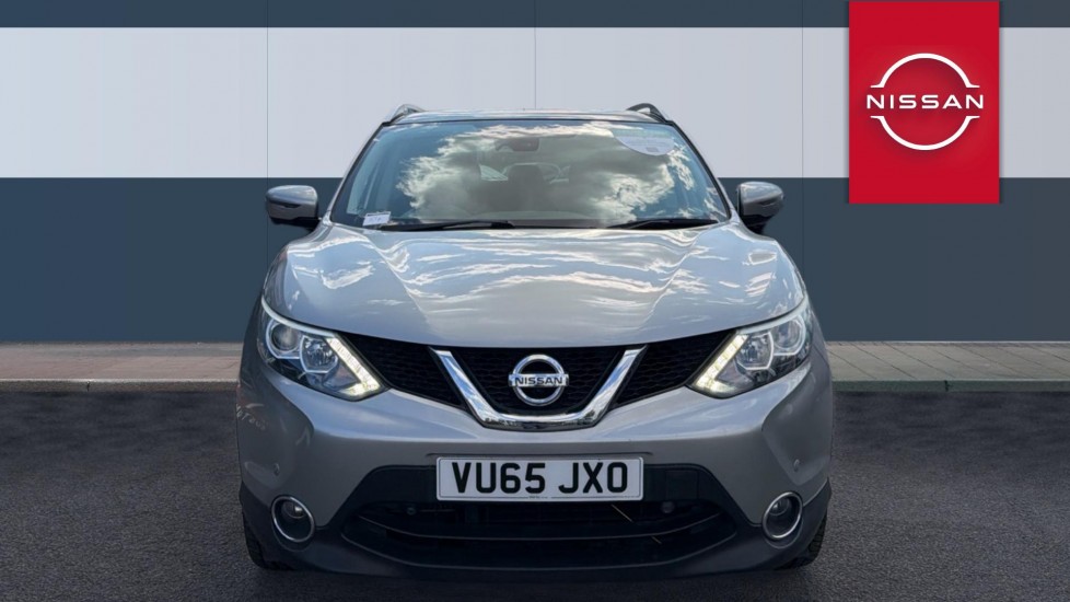 Nissan Qashqai 1.6 DiG-T N-Tec+ 5dr Petrol Hatchback - Image 3