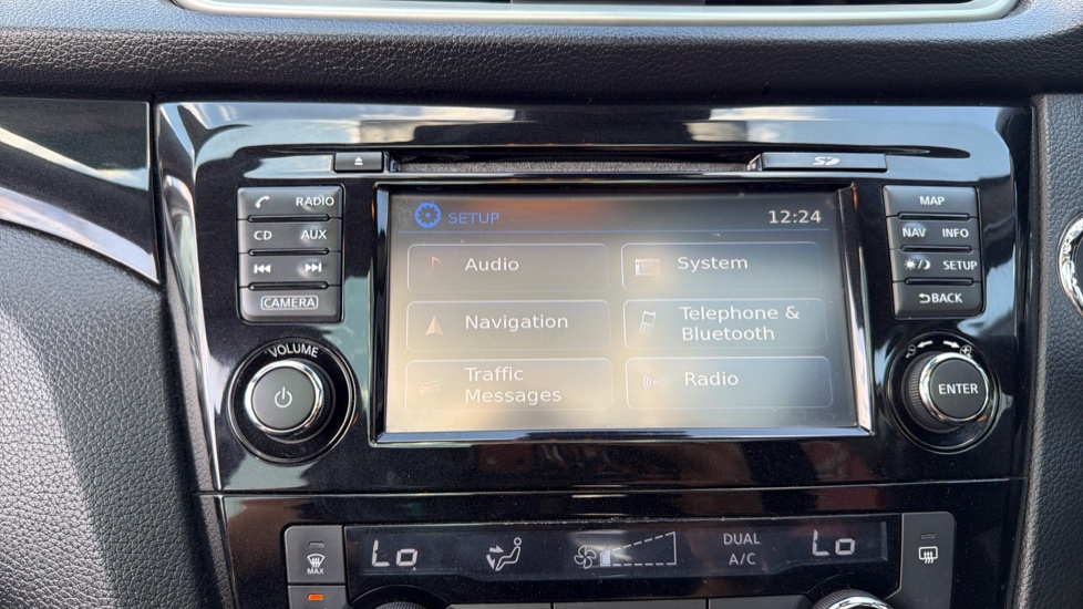Nissan Qashqai 1.6 DiG-T N-Tec+ 5dr Petrol Hatchback - Image 30