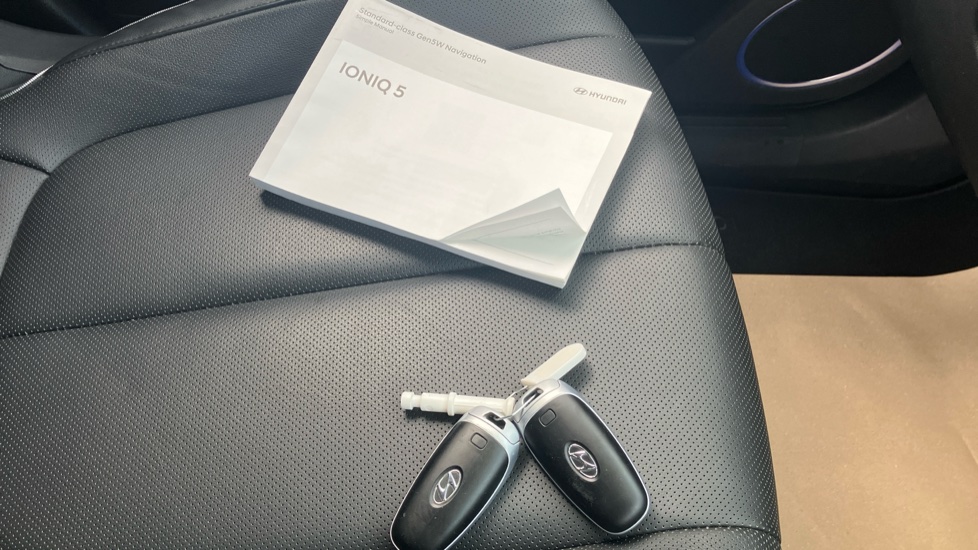 Hyundai IONIQ 5 160kW Ultimate 73 kWh 5dr Auto Electric Hatchback - Image 19