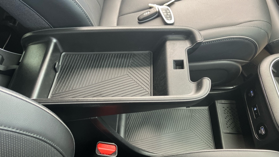 Hyundai IONIQ 5 160kW Ultimate 73 kWh 5dr Auto Electric Hatchback - Image 38