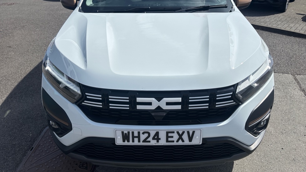Dacia Jogger 1.6 HEV Extreme 5dr Auto Hybrid Estate - Image 8