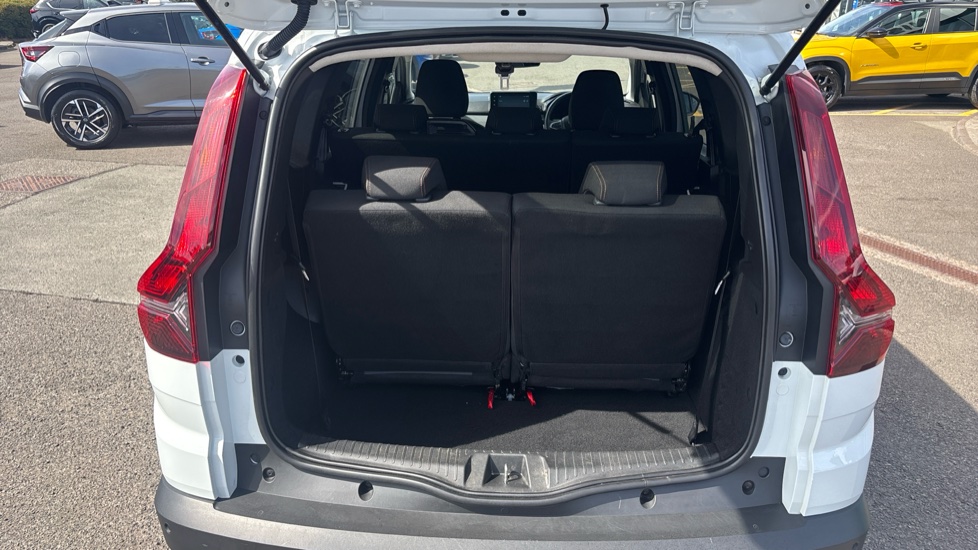 Dacia Jogger 1.6 HEV Extreme 5dr Auto Hybrid Estate - Image 48