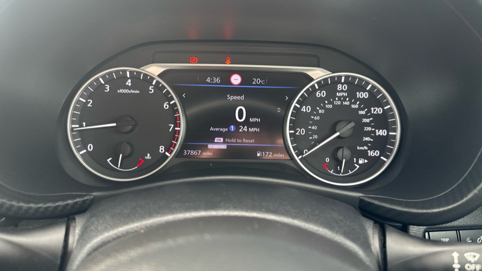 Nissan Juke 1.0 DiG-T 114 N-Connecta 5dr Petrol Hatchback - Image 18