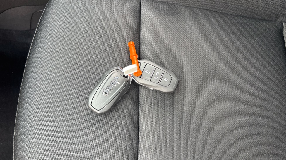 Jeep Avenger 1.2 Altitude 5dr Petrol Hatchback - Image 20