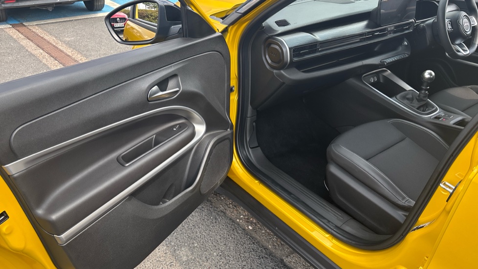 Jeep Avenger 1.2 Altitude 5dr Petrol Hatchback - Image 42