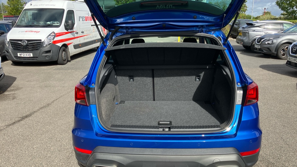 SEAT Arona 1.0 TSI 110 FR Edition 5dr Petrol Hatchback - Image 4