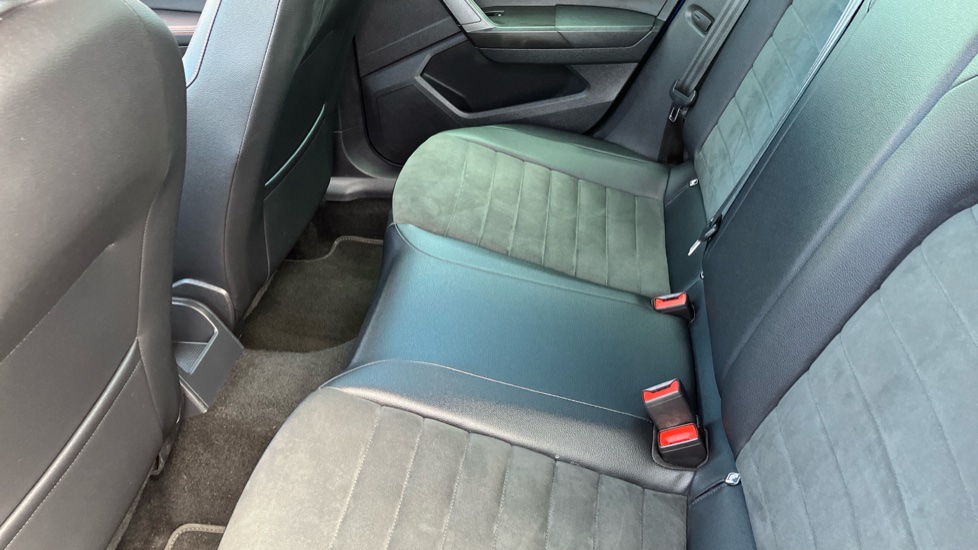 SEAT Arona 1.0 TSI 110 FR Edition 5dr Petrol Hatchback - Image 39