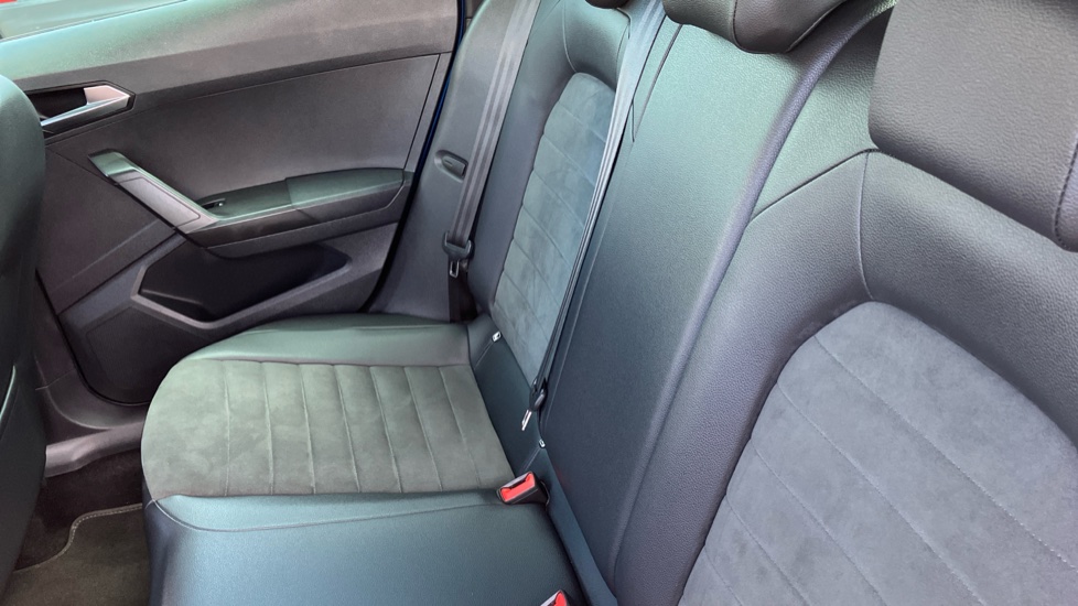 SEAT Arona 1.0 TSI 110 FR Edition 5dr Petrol Hatchback - Image 40