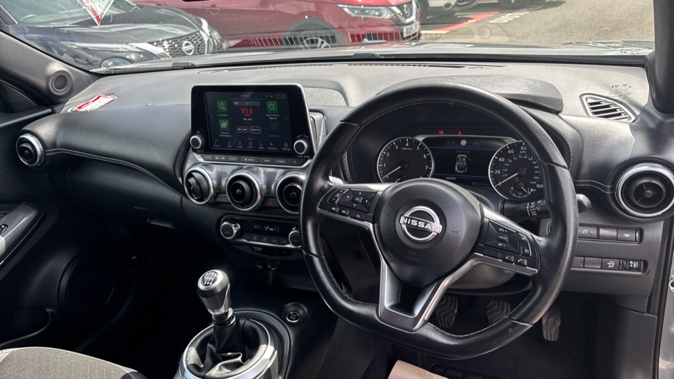 Nissan Juke 1.0 DiG-T 114 N-Connecta 5dr Petrol Hatchback - Image 10